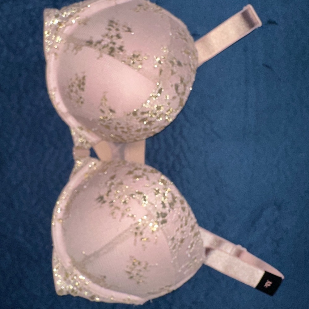 Victoria's Secret Very Sexy Push-Up